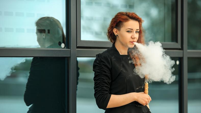 重走区块链之路?电子烟的狂莽和困局